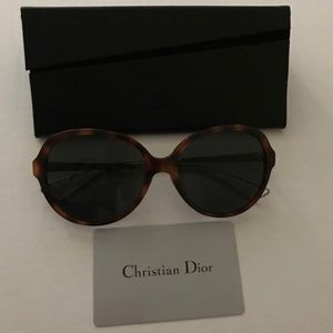 CHRISTIAN DIOR Sunglasses